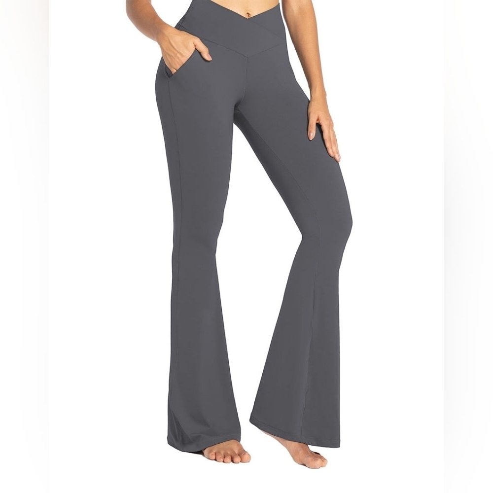 Sunzel High-Waisted Flare Pants in Charcoal..SIZE:M